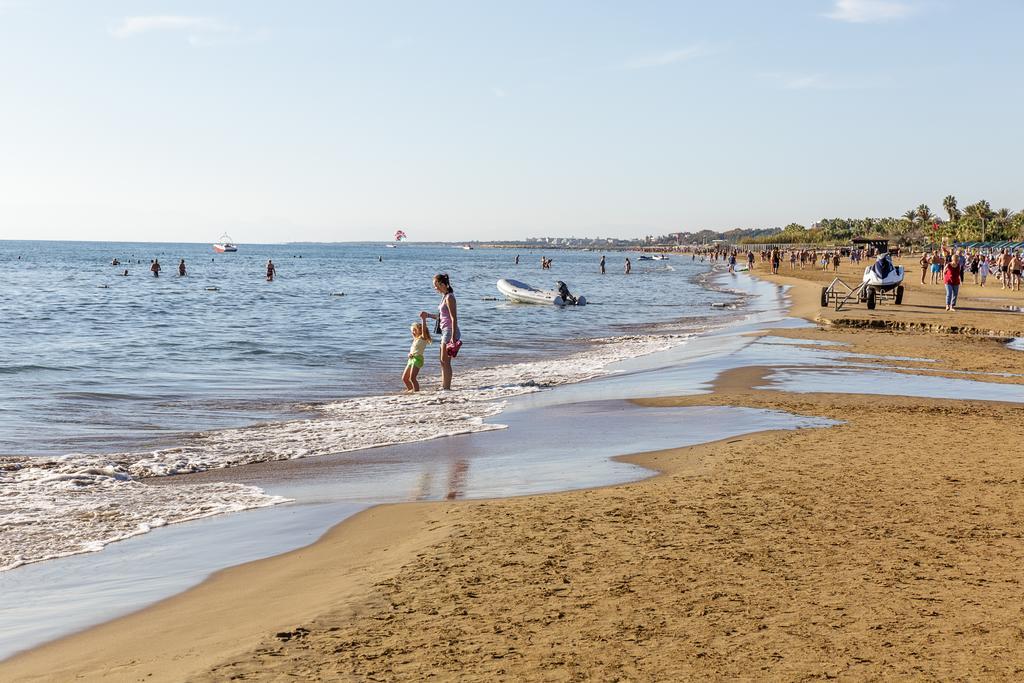Babylon Beach 2 *