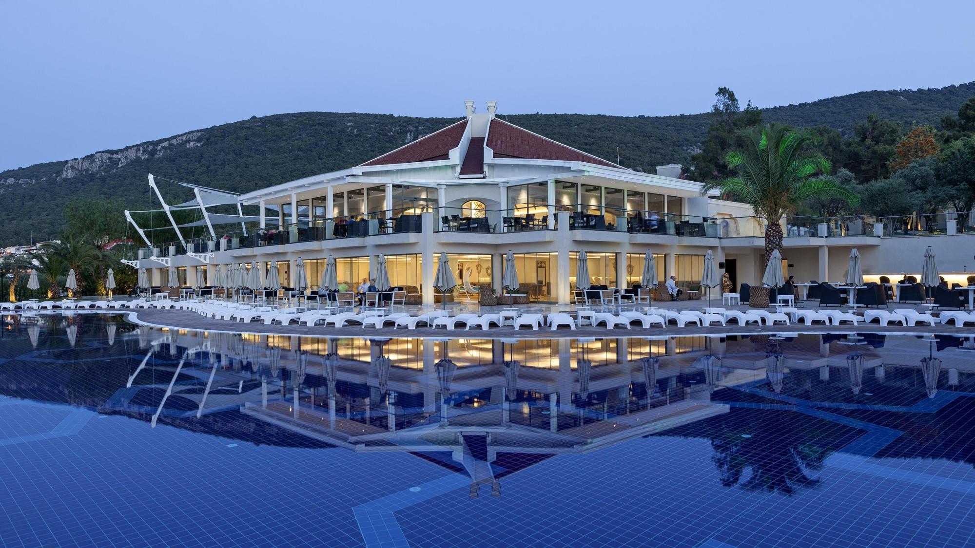 Hotel Aurum Exclusive Club 5*