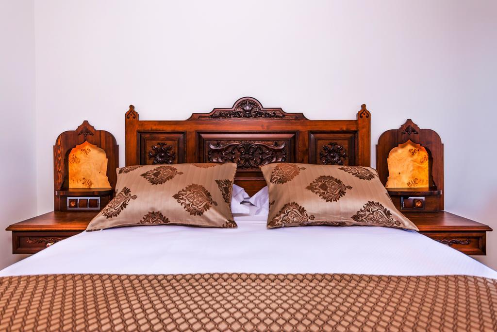 Elif Hanim & Hotel Akyaka (Mugla)
