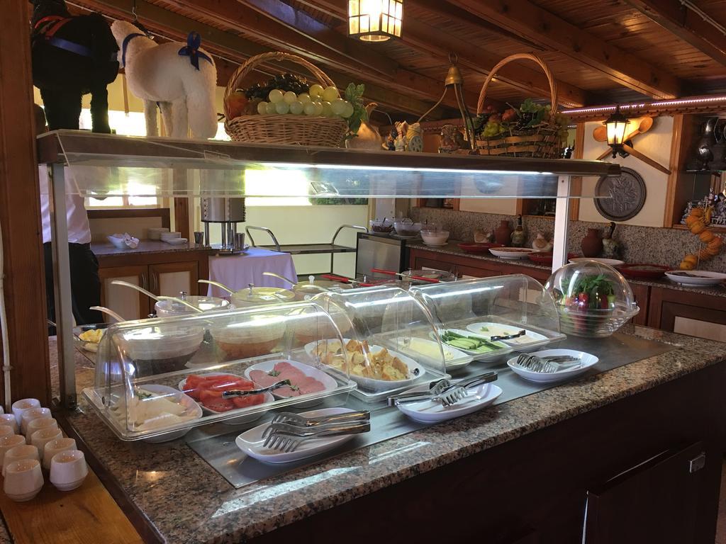 Asur & Aparts & Villas Hotel