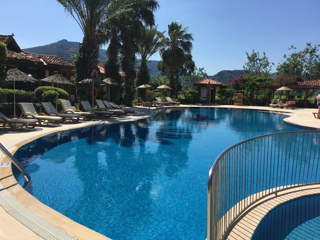 Asur & Aparts & Villas 3*