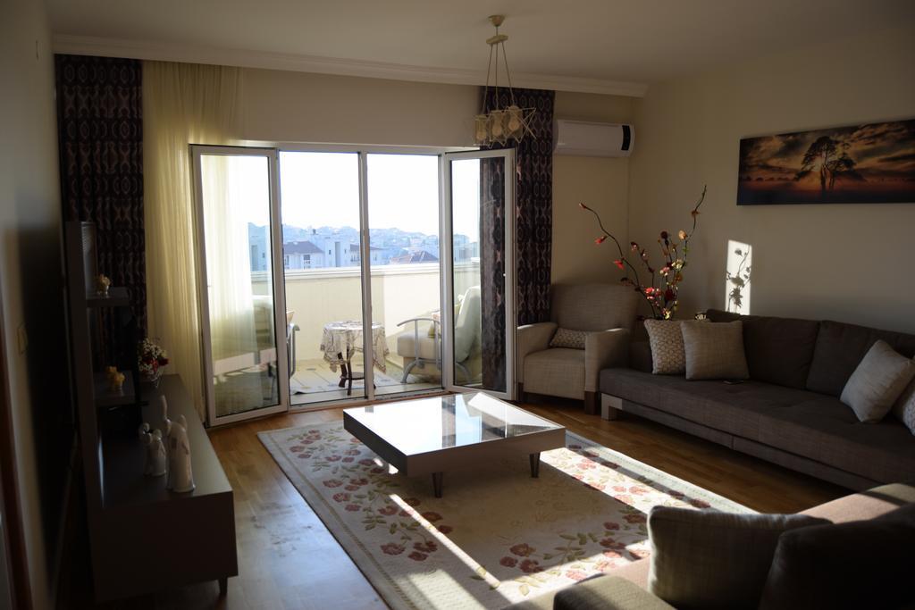 Meydan House Apartment *
