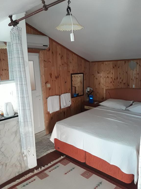 Hotel Efua