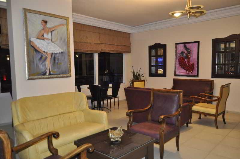 Hotel Azak 3*