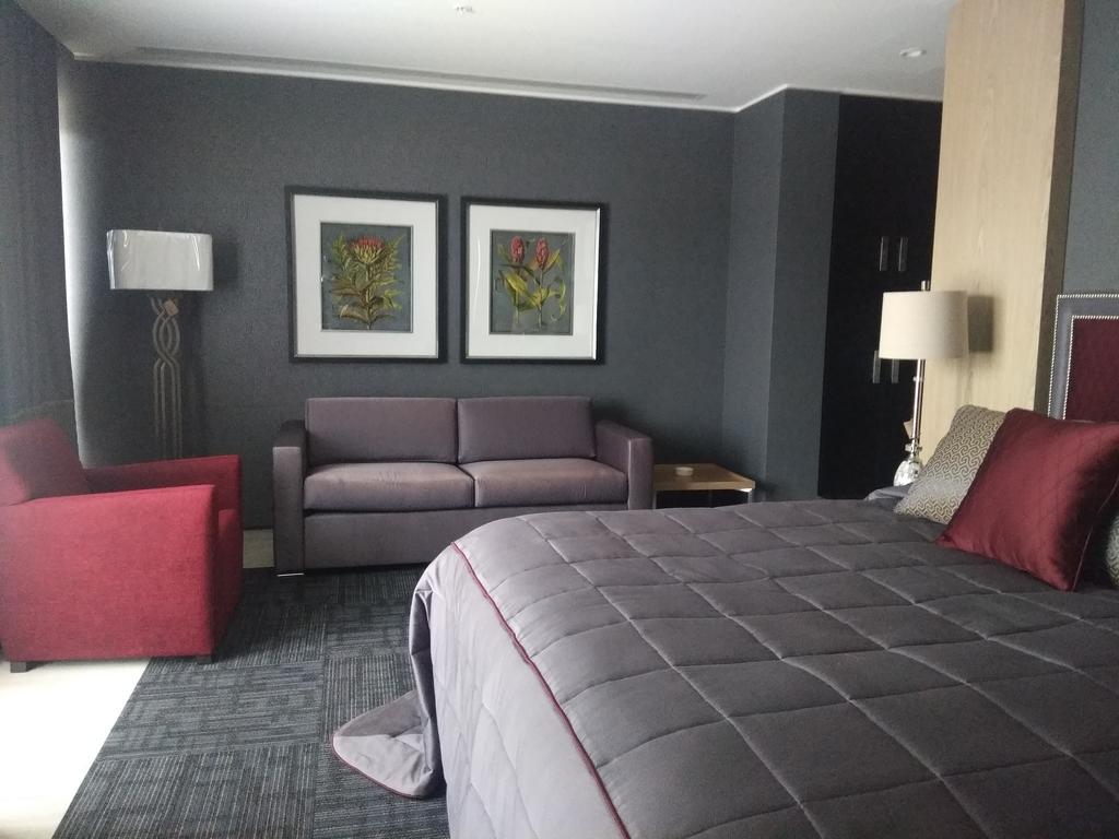 Mia Hotel