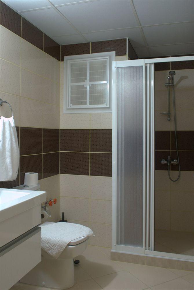Hotel Twins 2*
