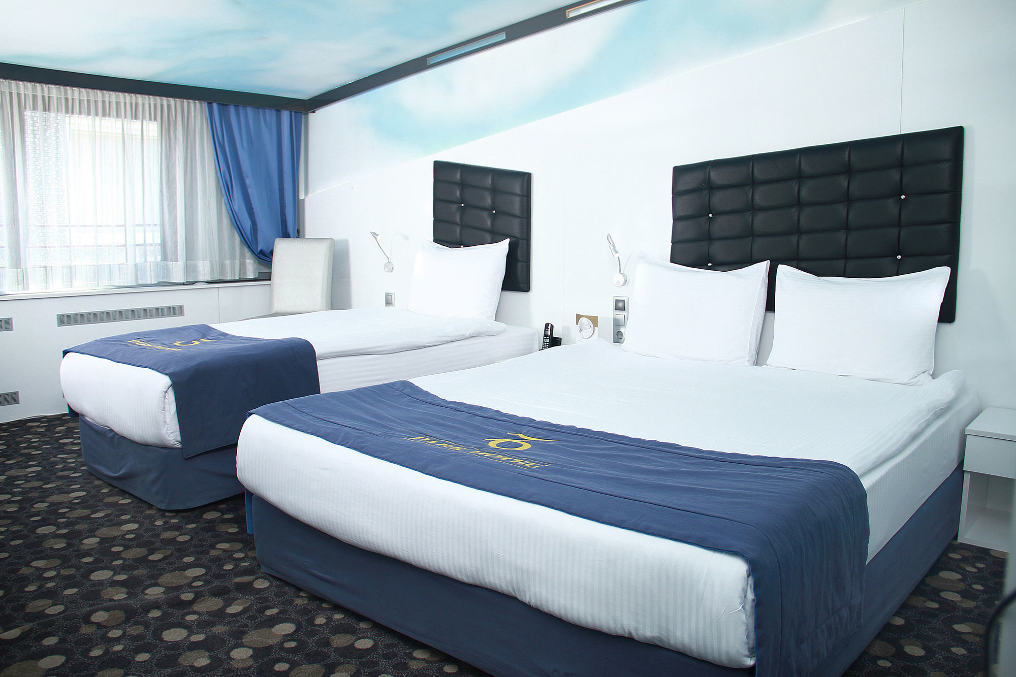 Kozan Hotel