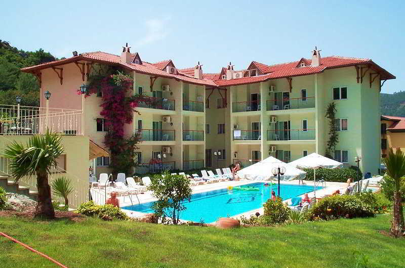 Captain Silver Hotel
