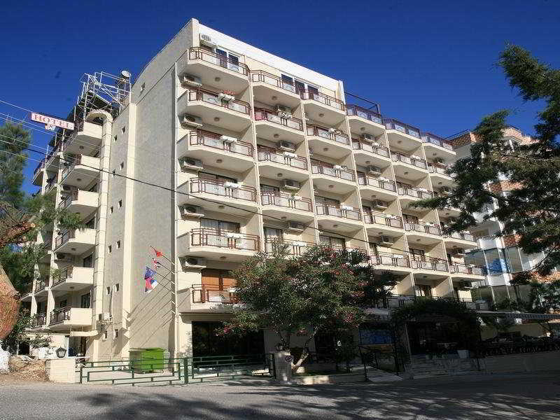 Saturn Hotel Kusadasi