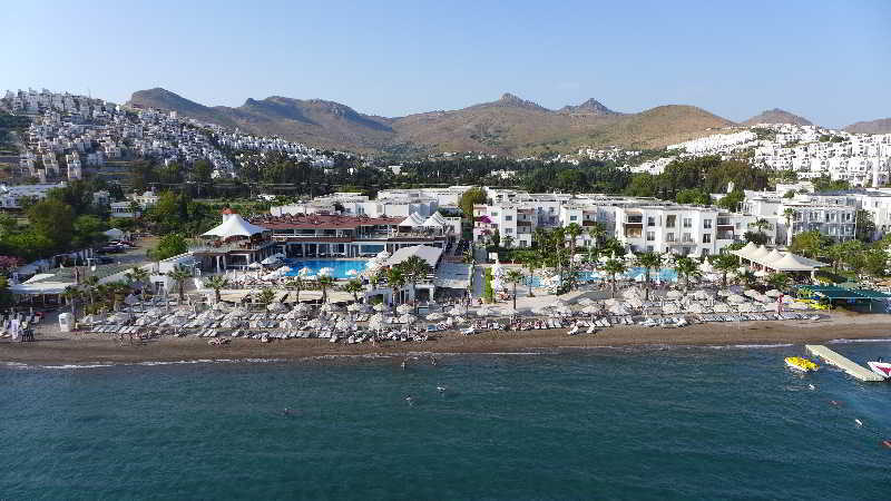 Armonia Village &