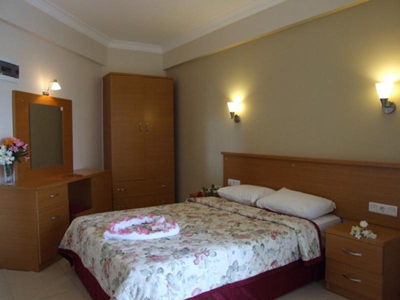 Leytur Hotel 3*
