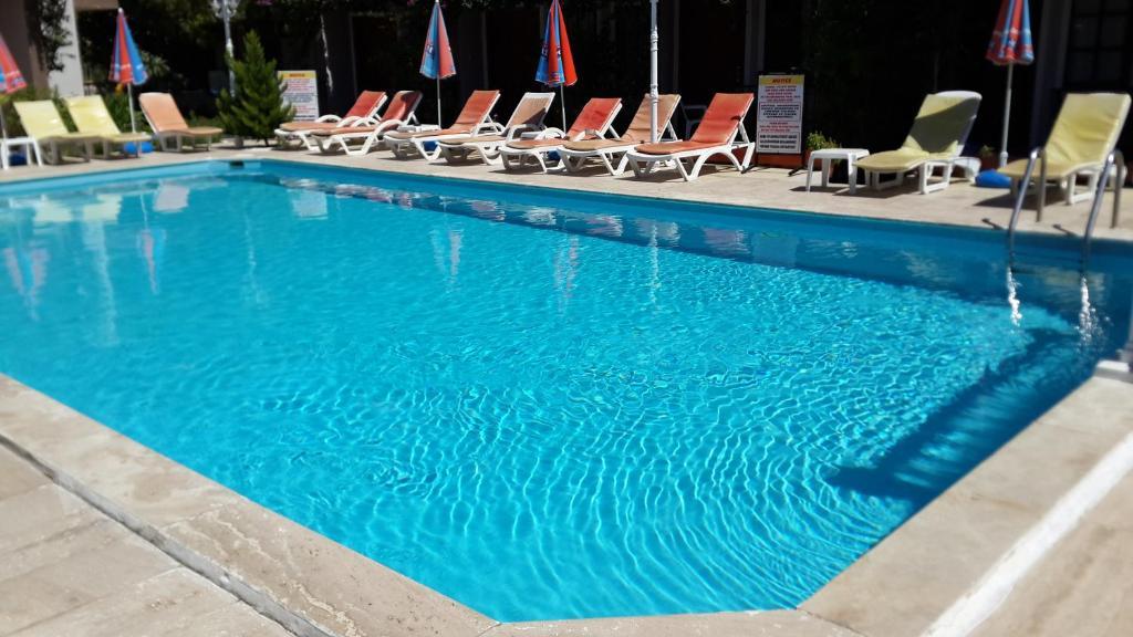 Aparthotel Arda *