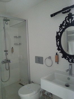 Ada Homes *