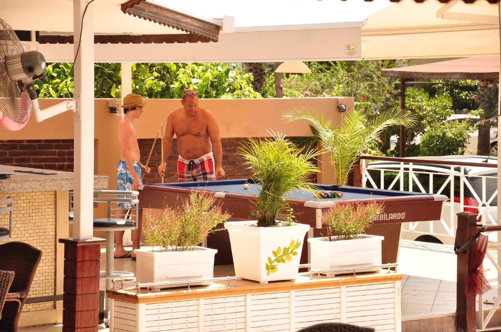 Selen Aparthotel Icmeler