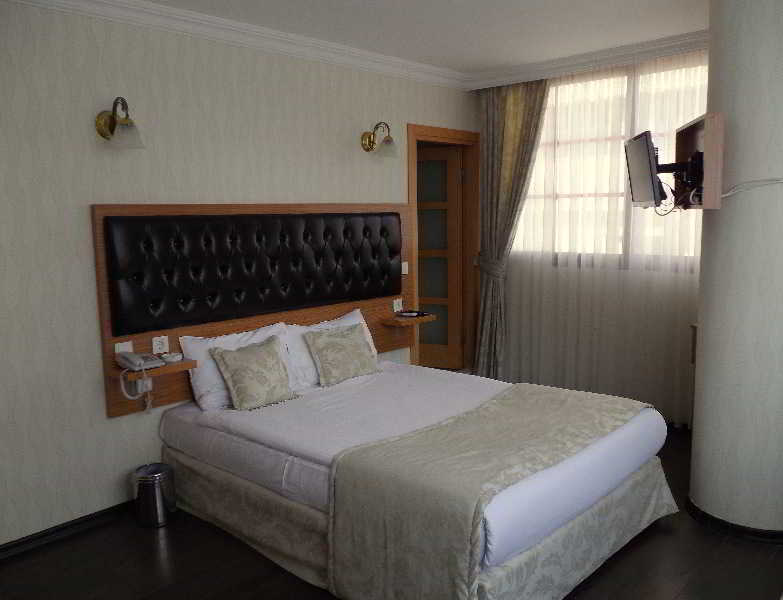 Hotel Kozan 3*