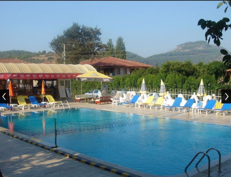 Hotel Happy Nur 3*