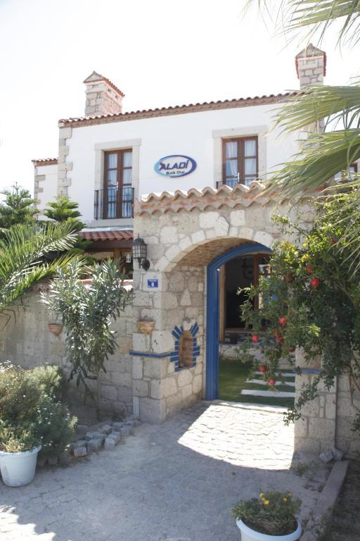 Aladi Hotel