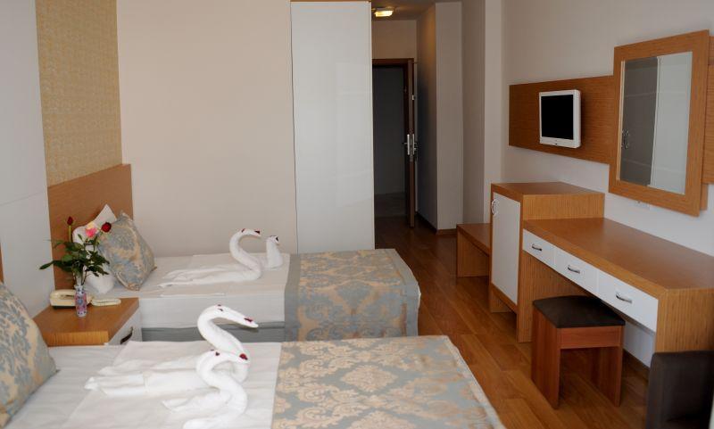 Hotel Blue Fish Konakli