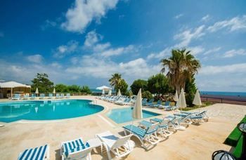 Avalon Hotel 4*