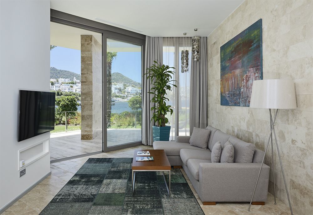 Marina Garden Hotel 4*