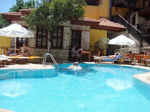 La Paloma 3*