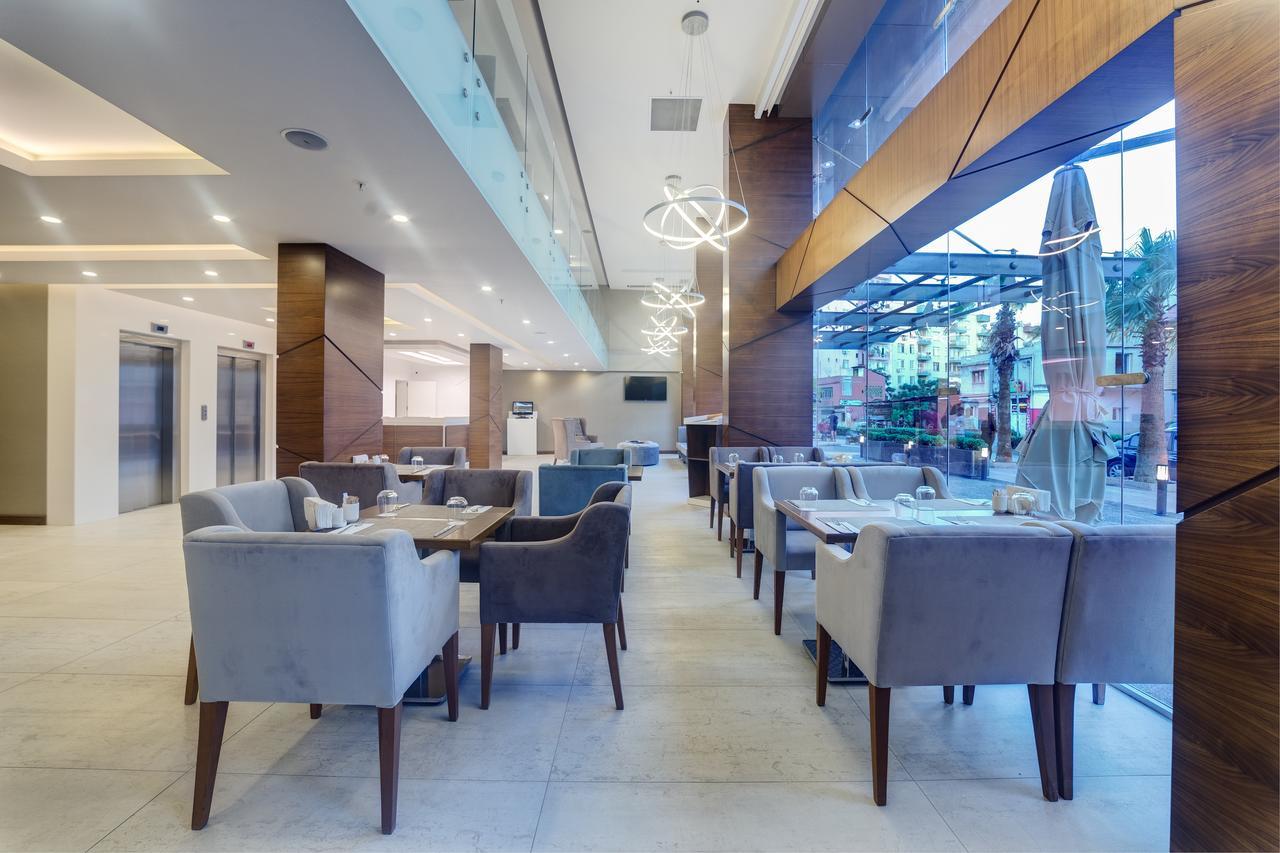 Hotel The Menord 3*