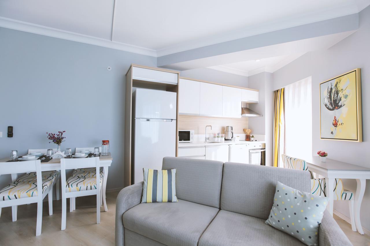 Hotel Serenity Airport 4*