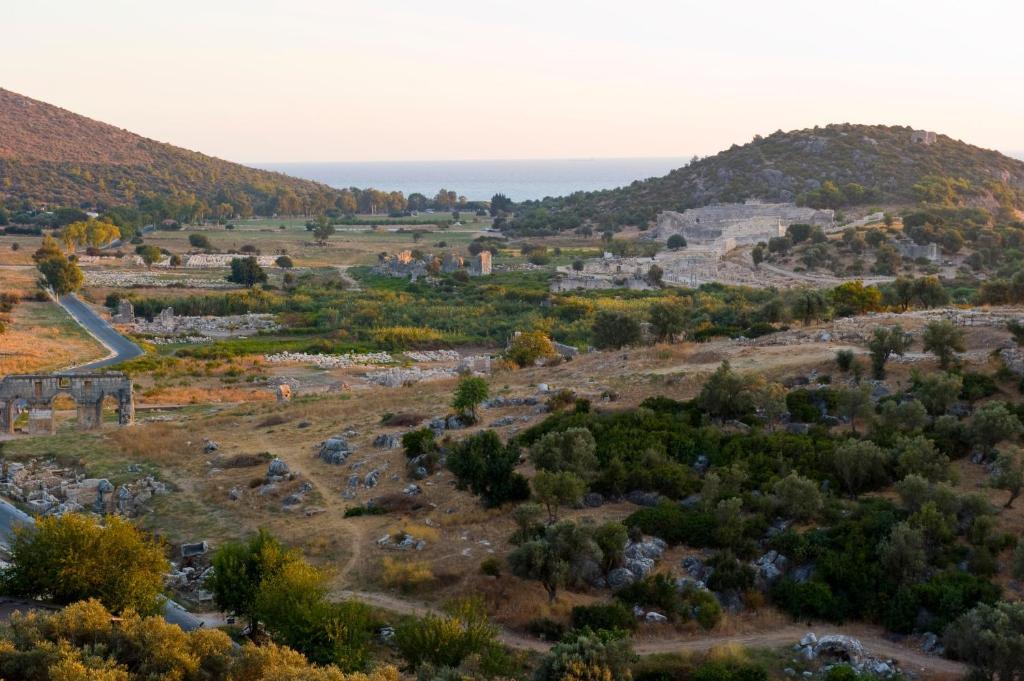 Pataros Hotel 2*