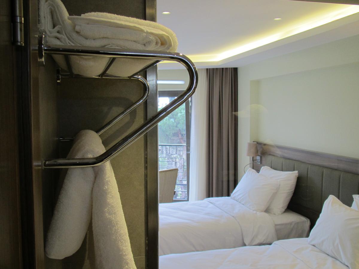 Hotel Numi