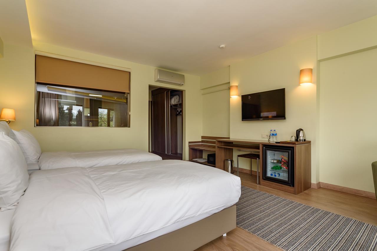 Hotel Numi