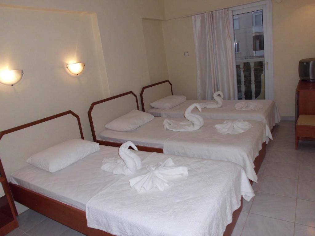 Ksantos Hotel *