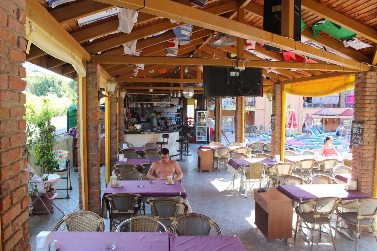 Aparthotel Club Sun Village 3*
