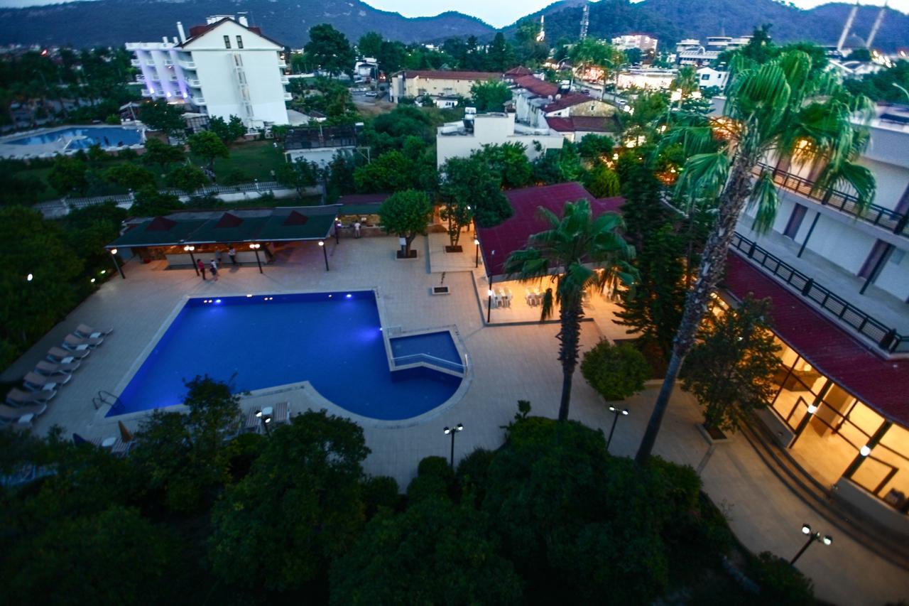 Hotel Korient Mira 3*