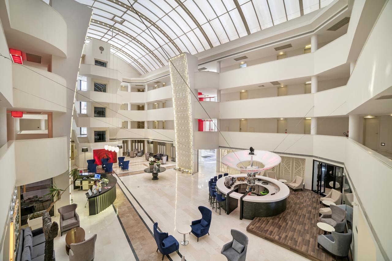 Sisus Hotel 4*