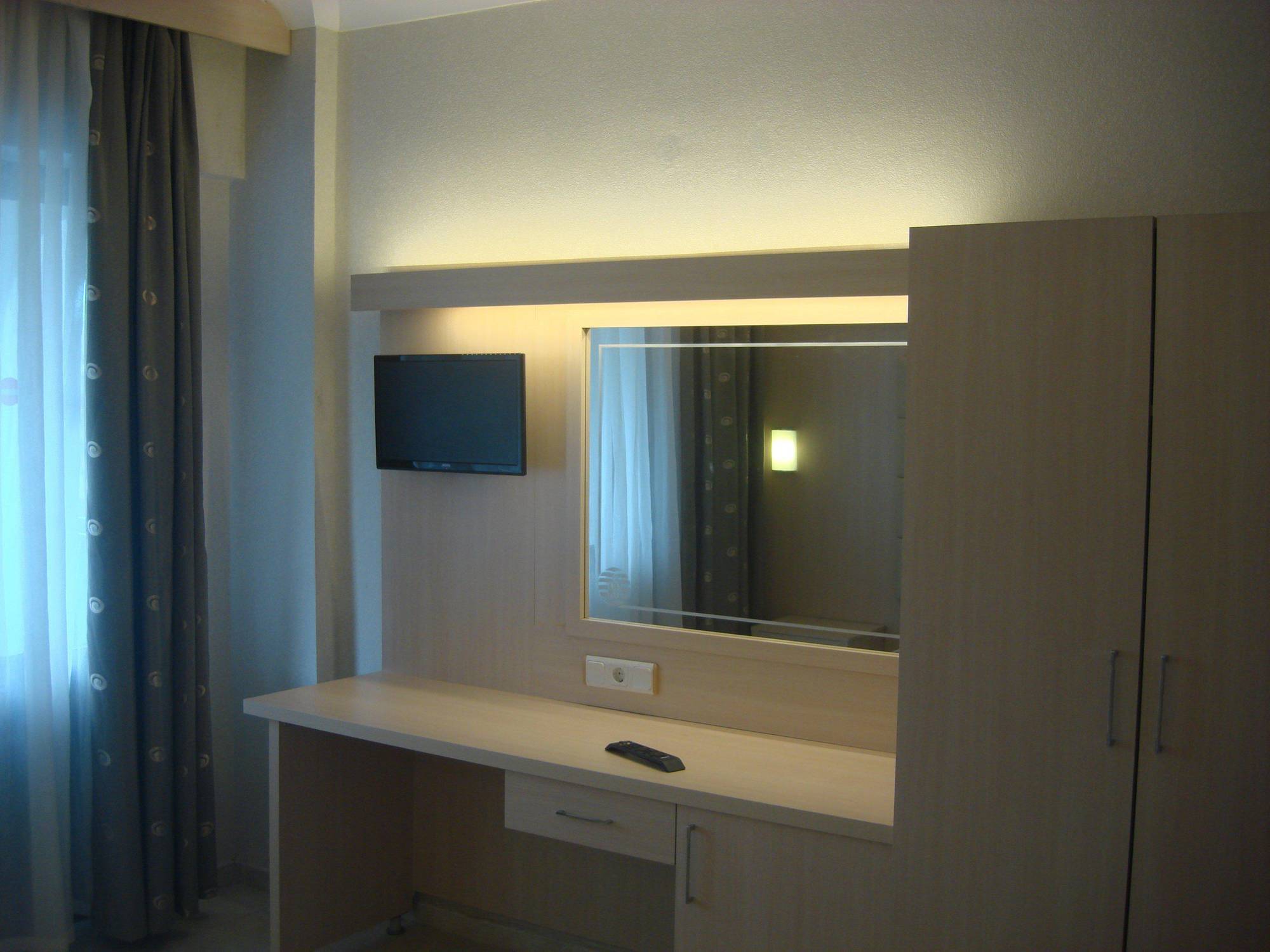 Hotel Oz-can 2*
