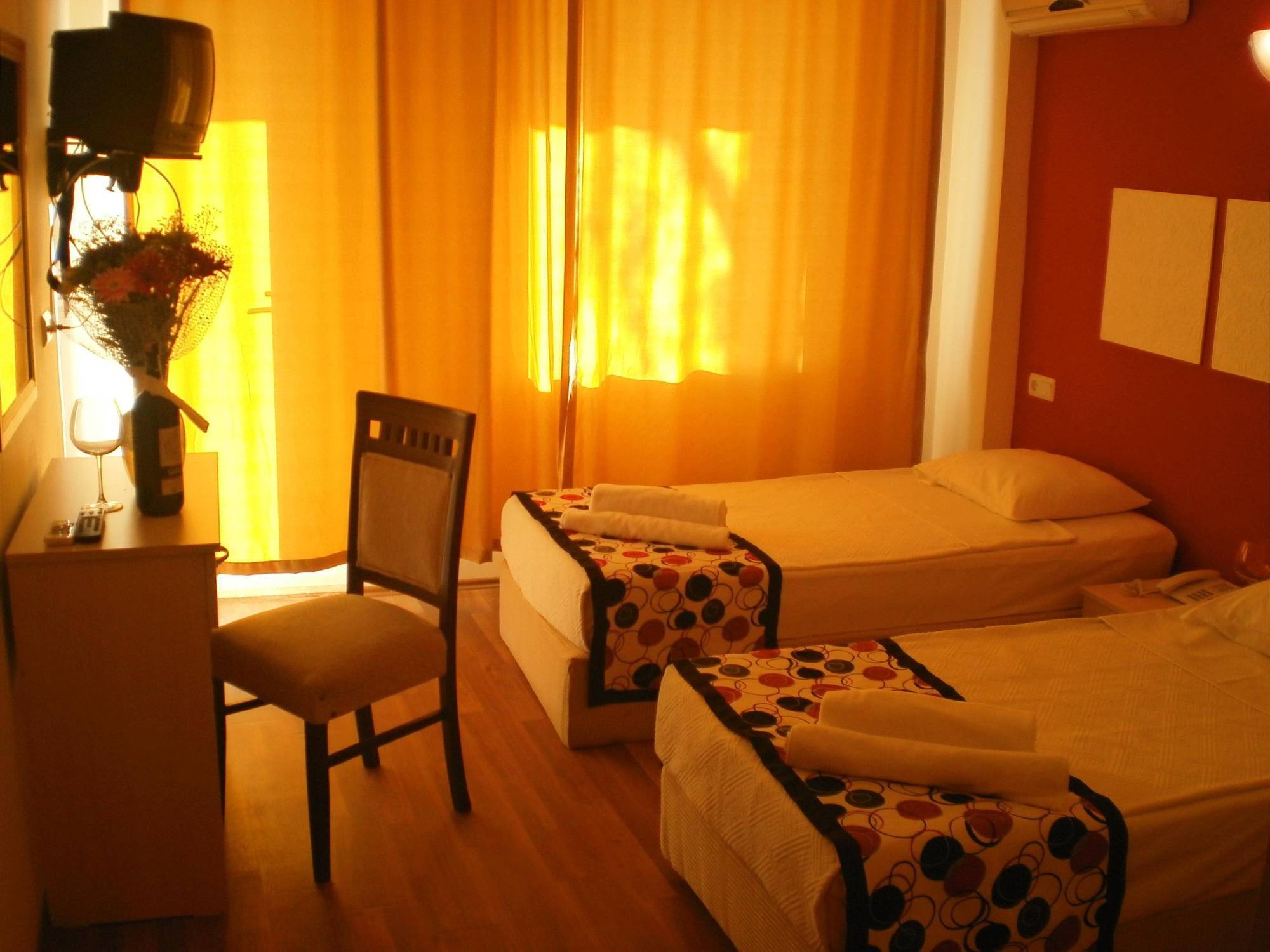 Hotel Skys 3*