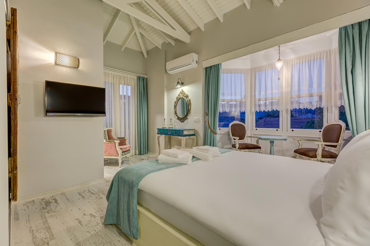 Vespera Hotel 2*