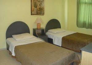 Hotel Sea Center 2*