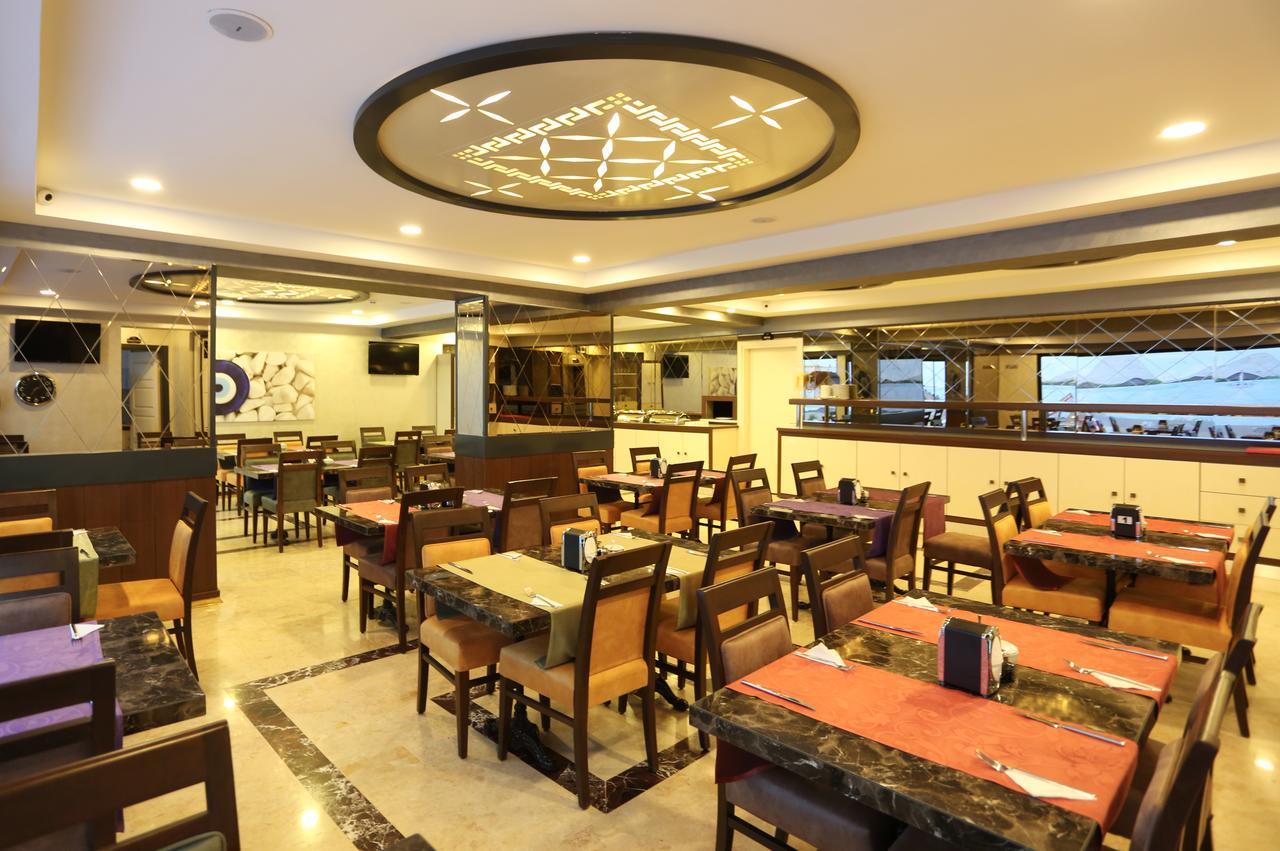Life Corner Hotel 4*