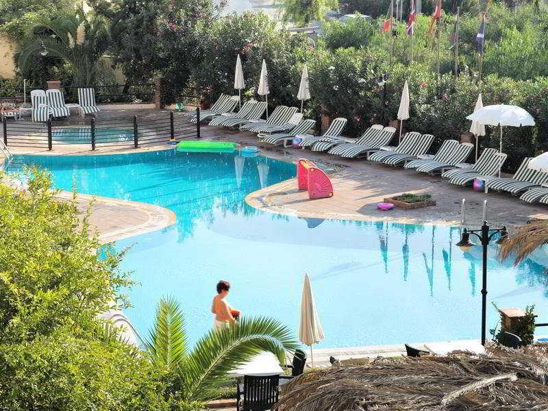 Carina Hotel