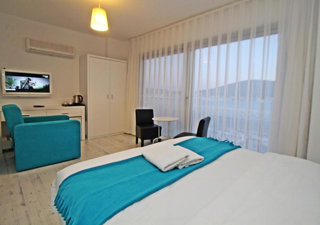 Larimar Boutique Cesme