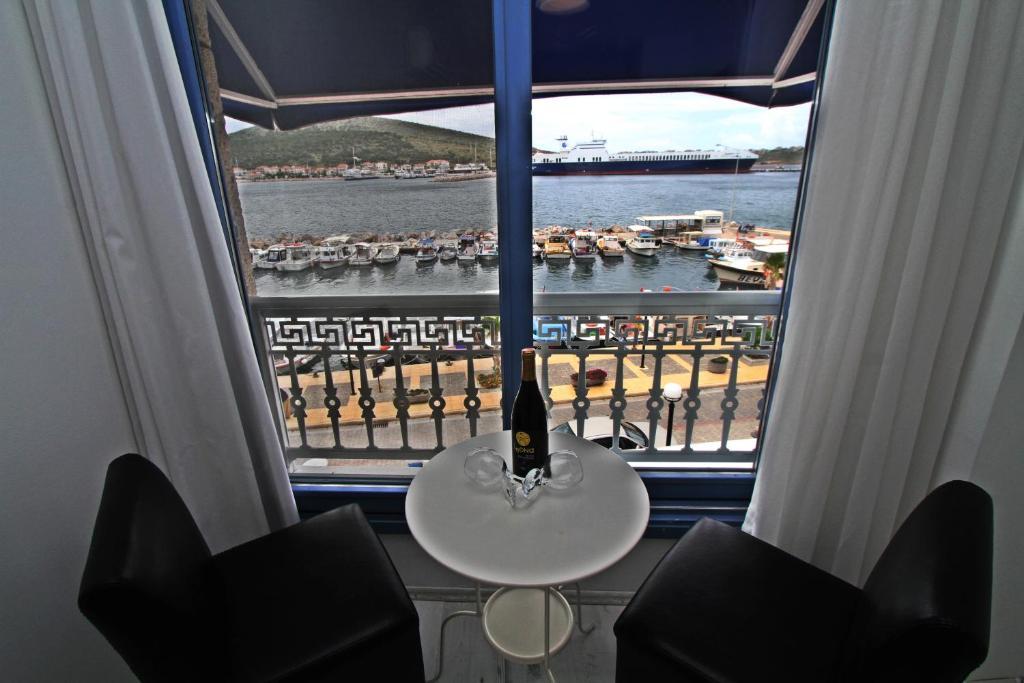 Larimar Boutique 3* Cesme