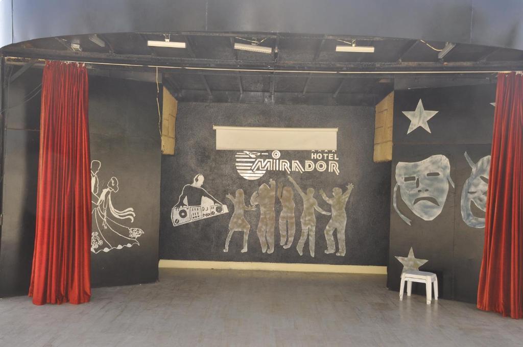 Mirador & 4*