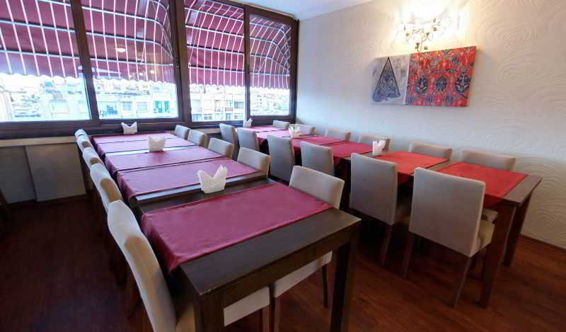 Aktas Hotel 3*