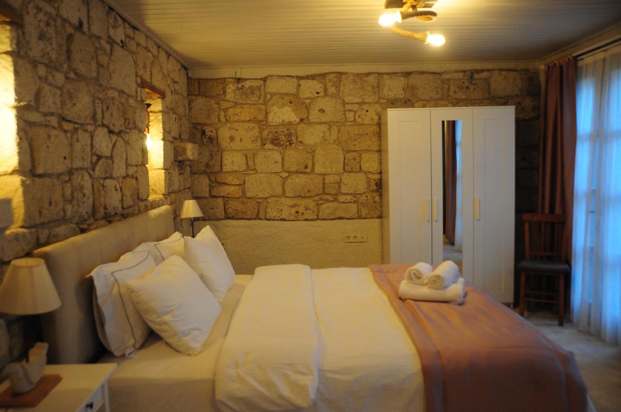 Cona Butik Hotel 2*
