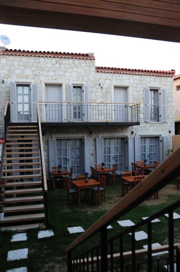 Cona Butik Hotel 2*