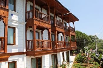 Azmakhan Hotel 3*