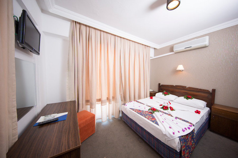 Family Belvedere Hotel 3*
