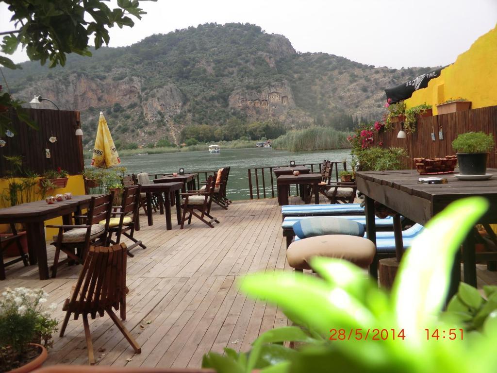 Camping Lodge *
