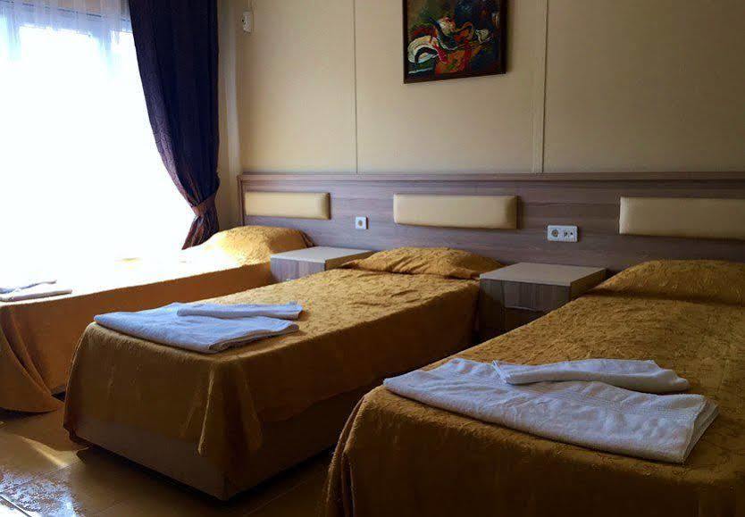 Grand Emir & Hotel 3*